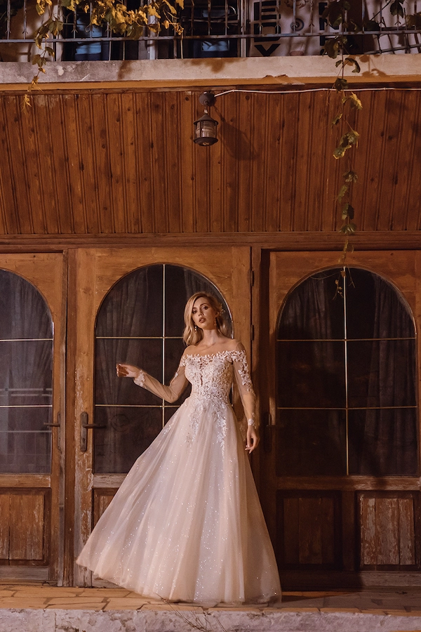 wedding dress cravow